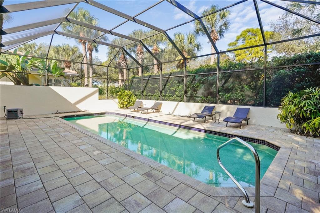 3660 Olde Cottage LN-18