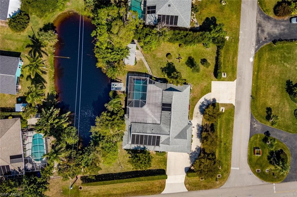 661 Valley DR-42