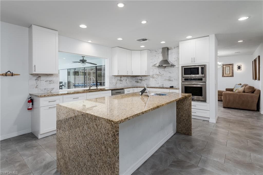 661 Valley DR-7