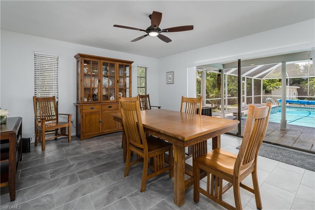 661 Valley DR-9