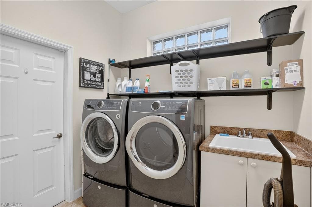 3350 Sandpiper WAY-23