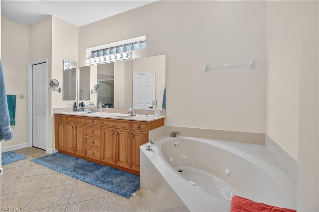 3350 Sandpiper WAY-16