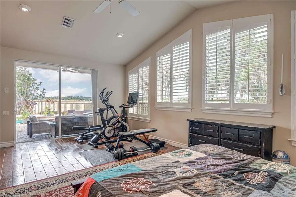 2131 Silk Bay BLVD-27