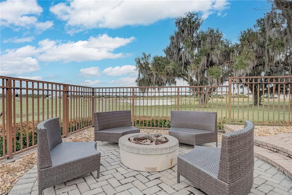 2131 Silk Bay BLVD-44