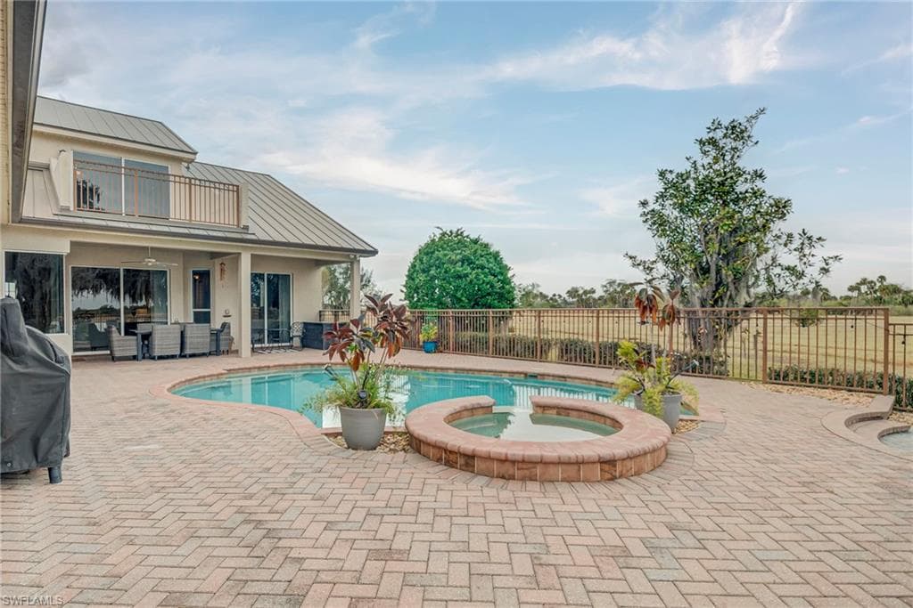 2131 Silk Bay BLVD-40