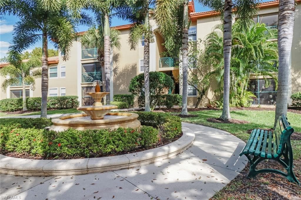 8851 Colonnades CT W 131-27