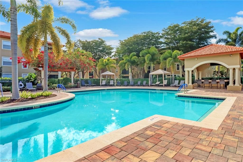 8851 Colonnades CT W 131-2
