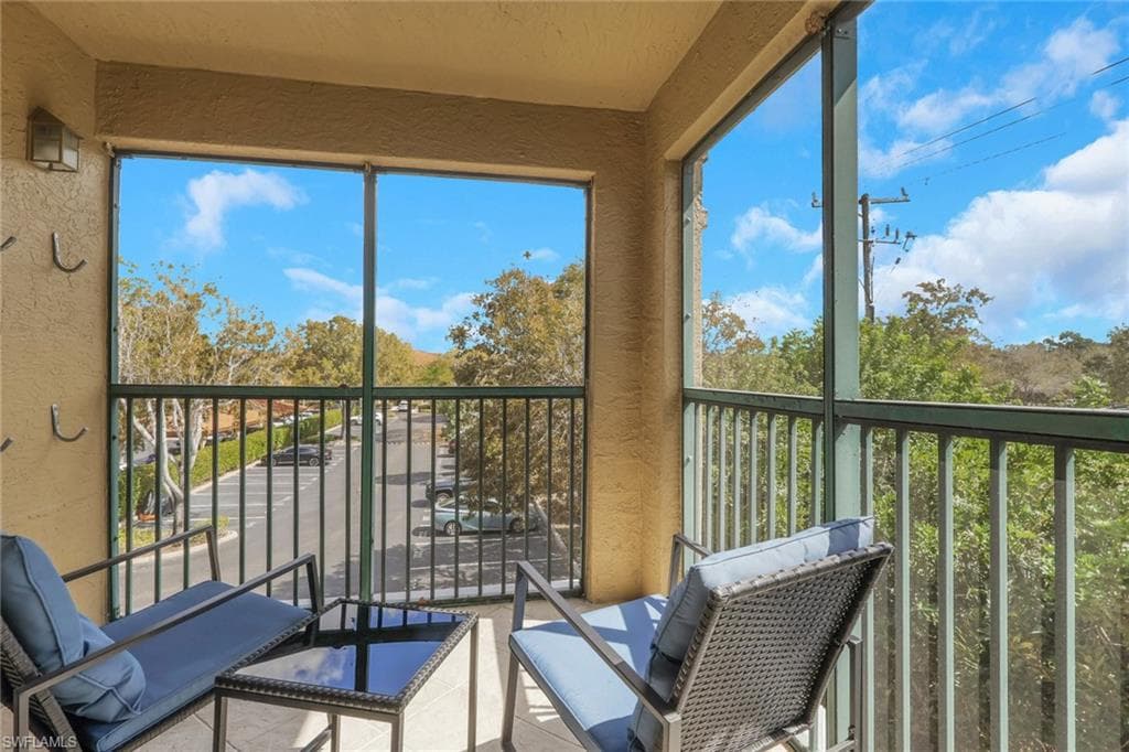 8851 Colonnades CT W 131-24
