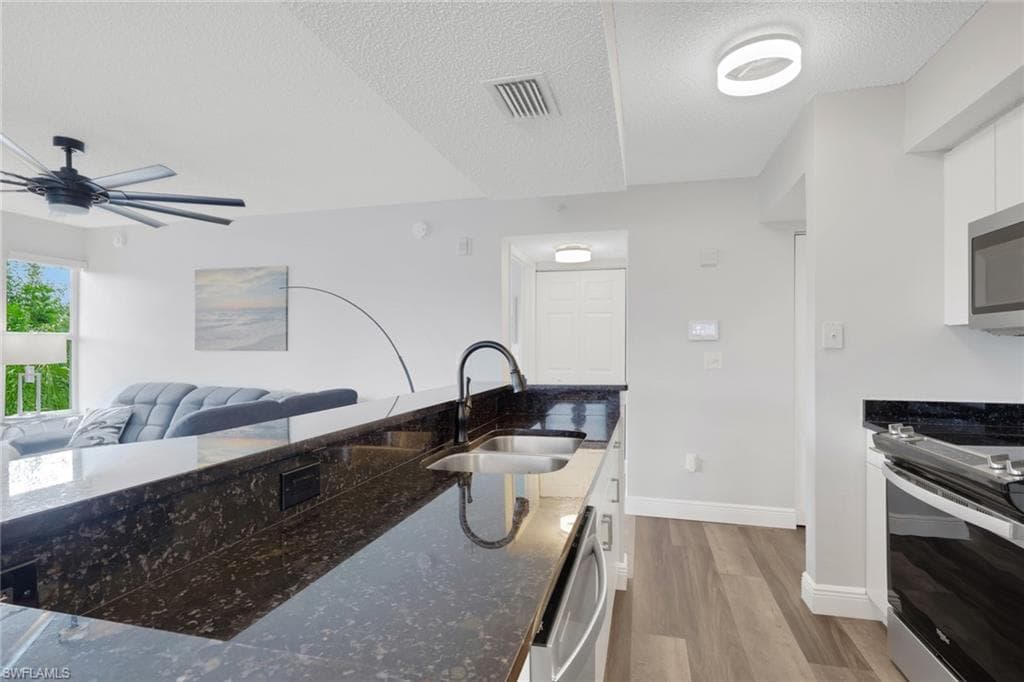 8851 Colonnades CT W 131-10