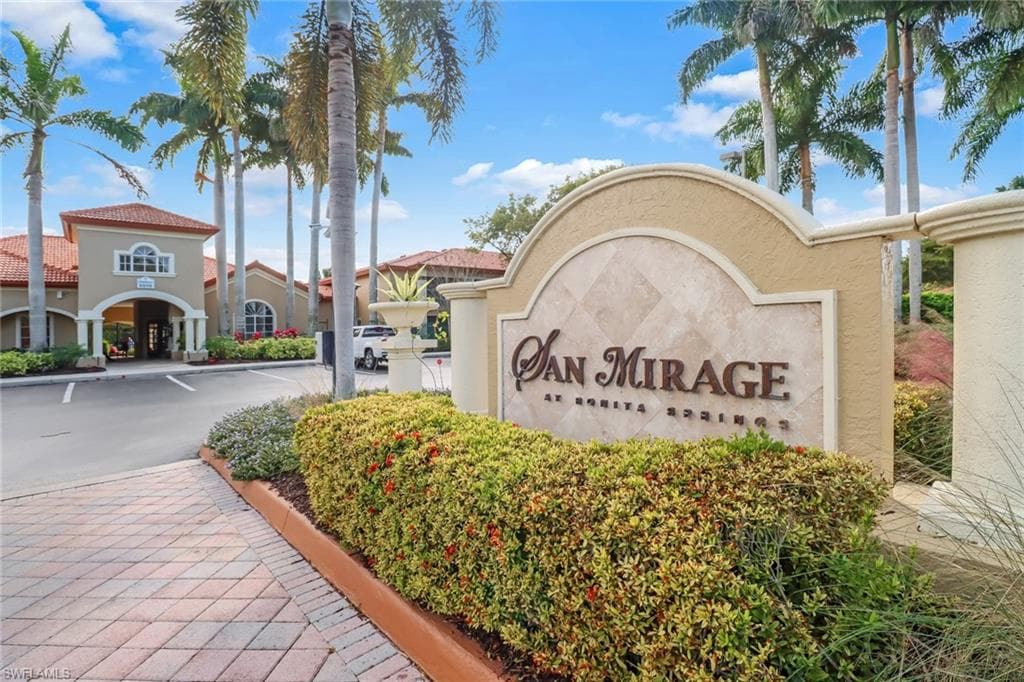 8851 Colonnades CT W 131-33