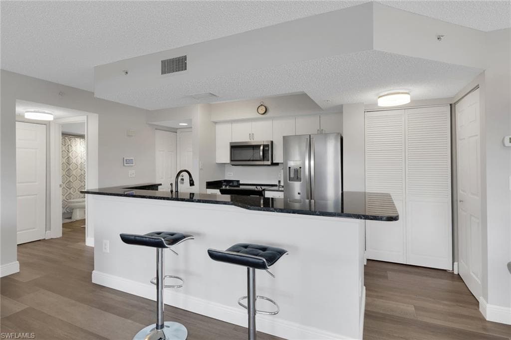 8851 Colonnades CT W 131-8