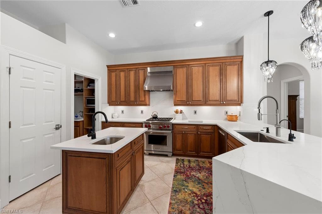 22043 Sycamore Grove-12