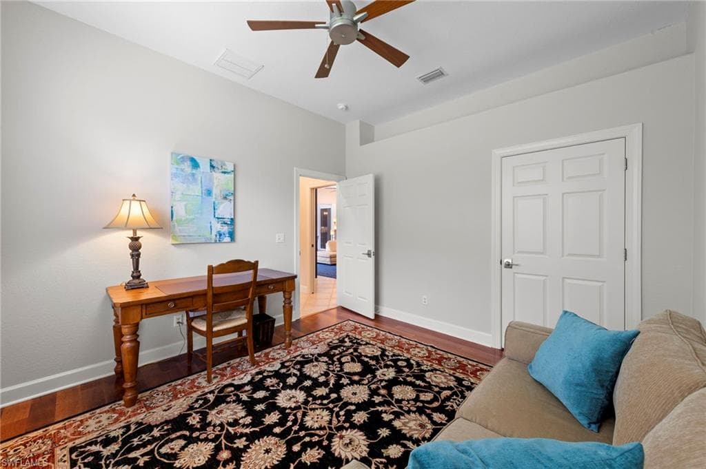 22043 Sycamore Grove-28