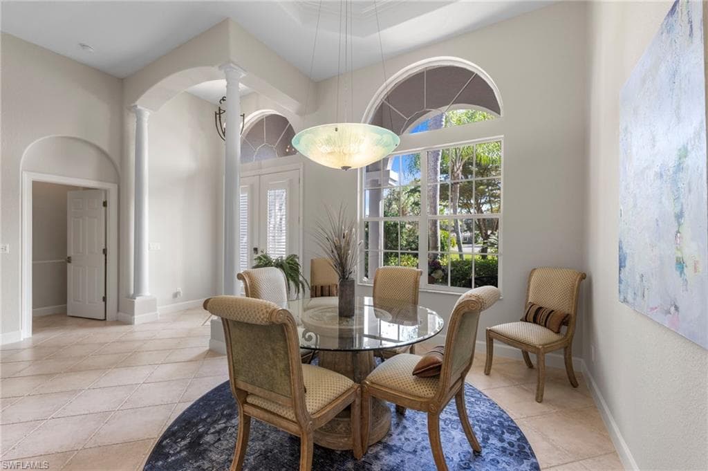 22043 Sycamore Grove-8