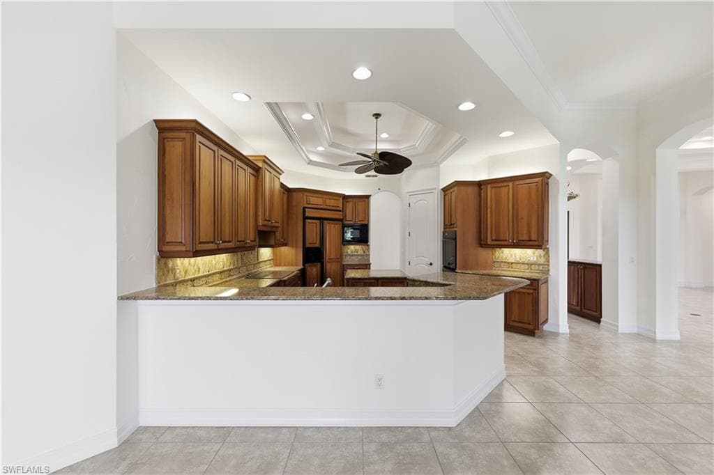 1687 Persimmon DR-19