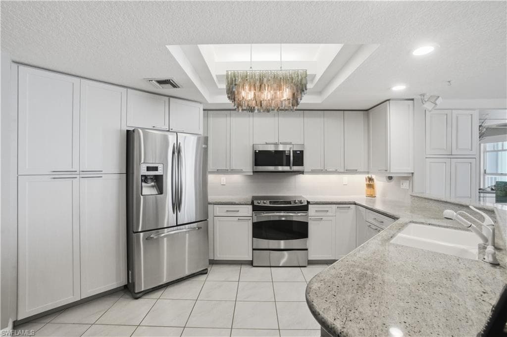 267 Barefoot Beach BLVD 305-9