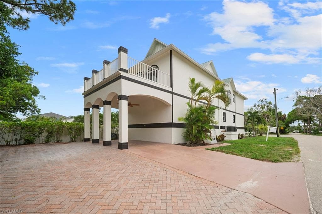 4011 Tarpon AVE-2