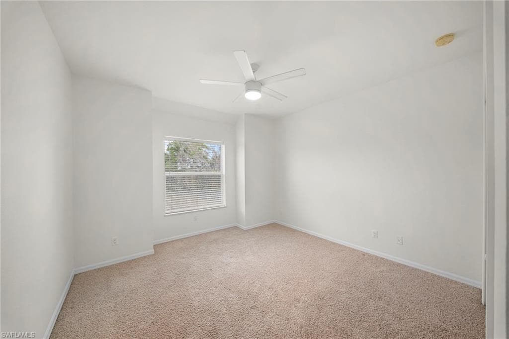 4011 Tarpon AVE-16