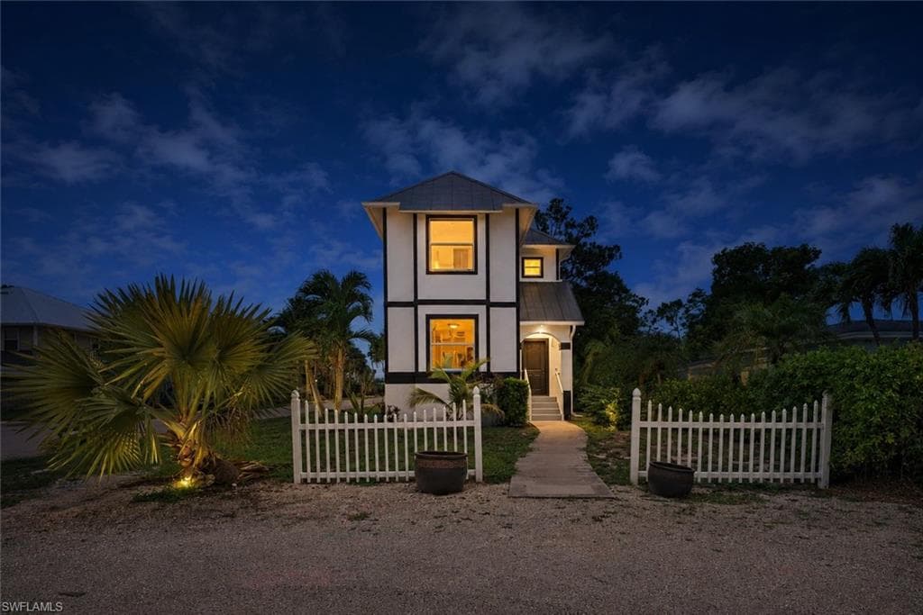 4011 Tarpon AVE-1