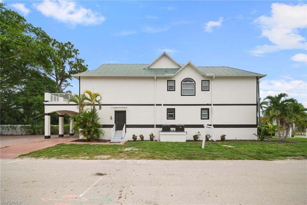 4011 Tarpon AVE-28