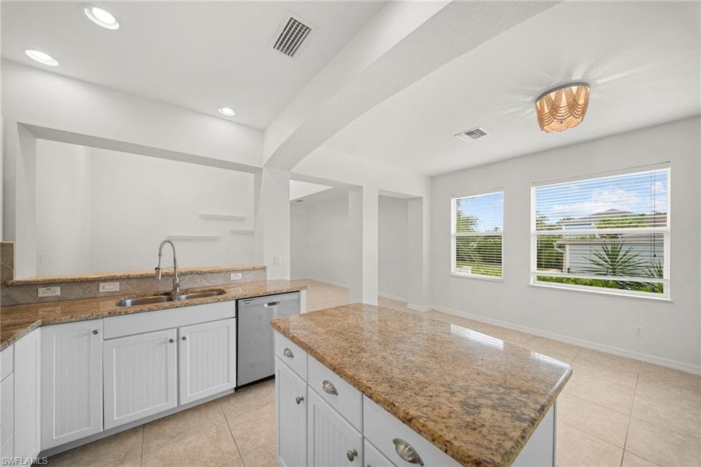 4011 Tarpon AVE-8