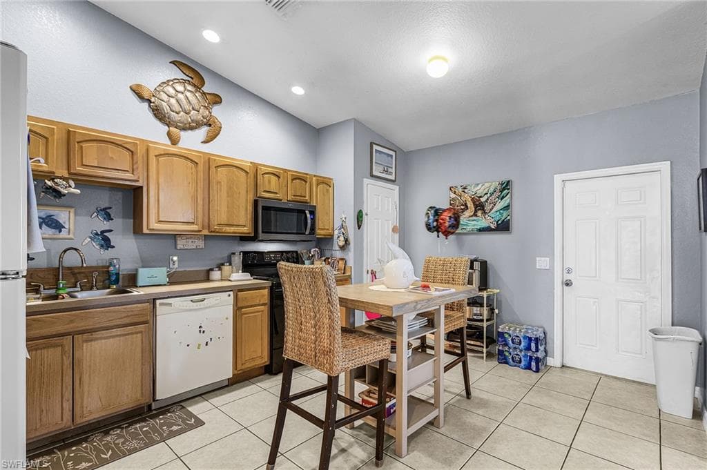 4409 & 4411 22nd ST SW-7