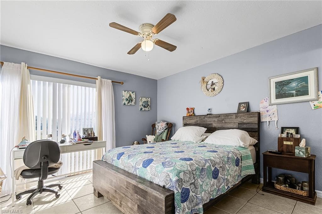 4409 & 4411 22nd ST SW-11