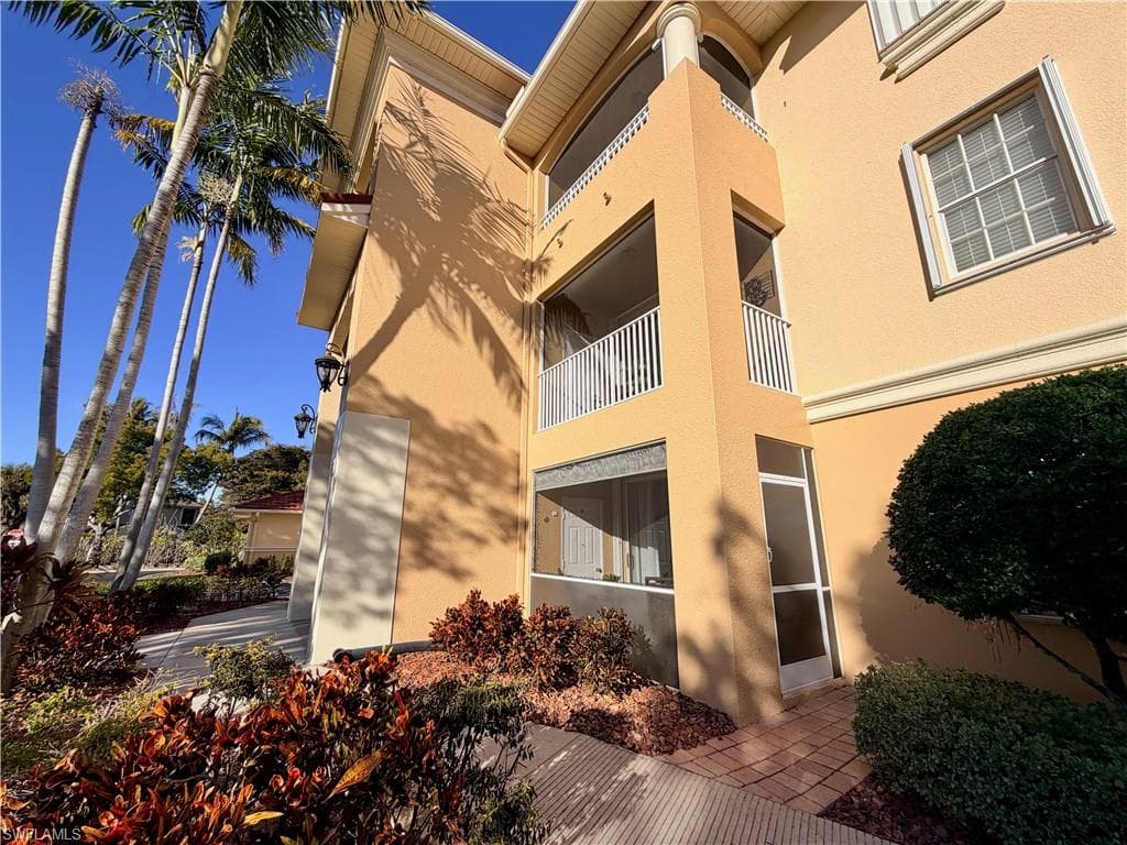 1520 SW 50th ST 102-23