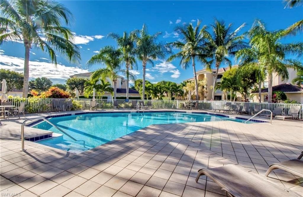 1520 SW 50th ST 102-27