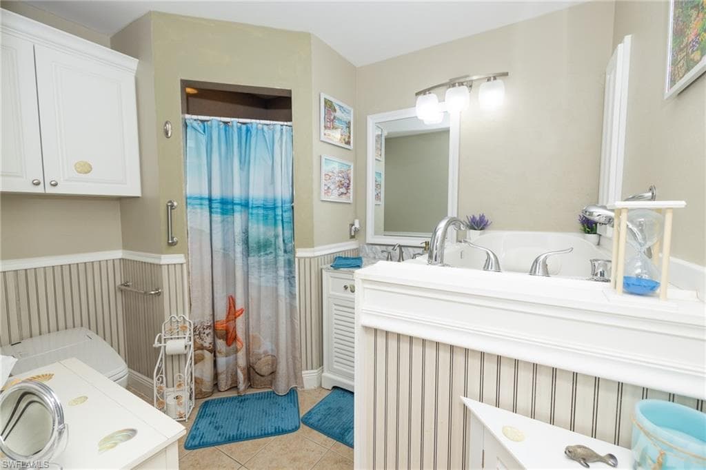 1520 SW 50th ST 102-15