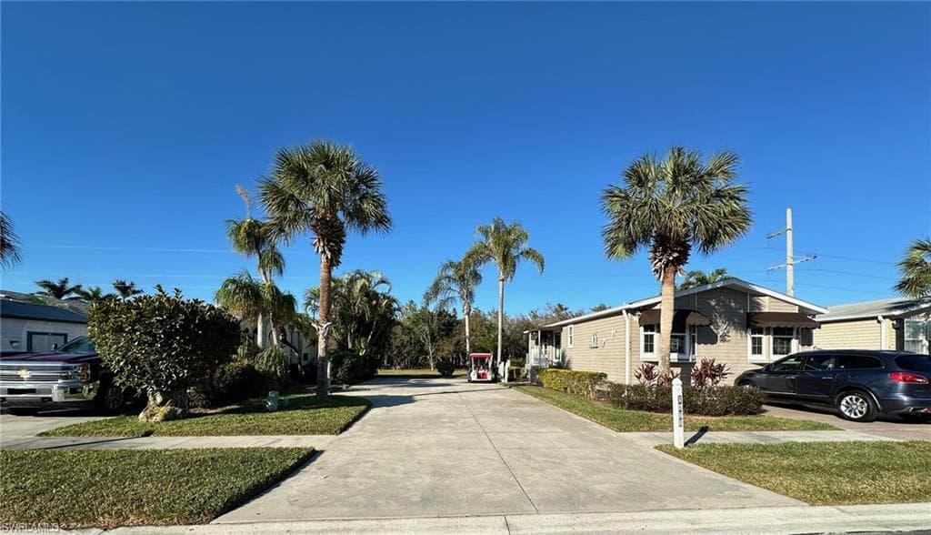 1623 Diamond Lake CIR-2