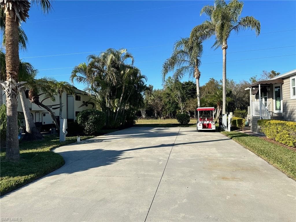 1623 Diamond Lake CIR-3