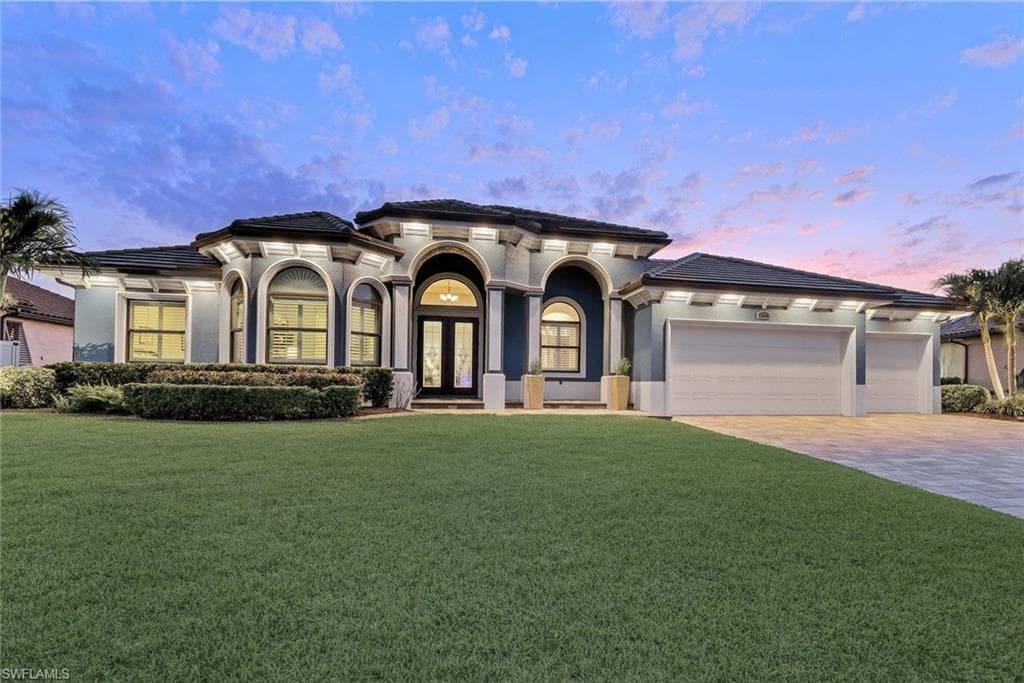 11711 Royal Tee CIR-2