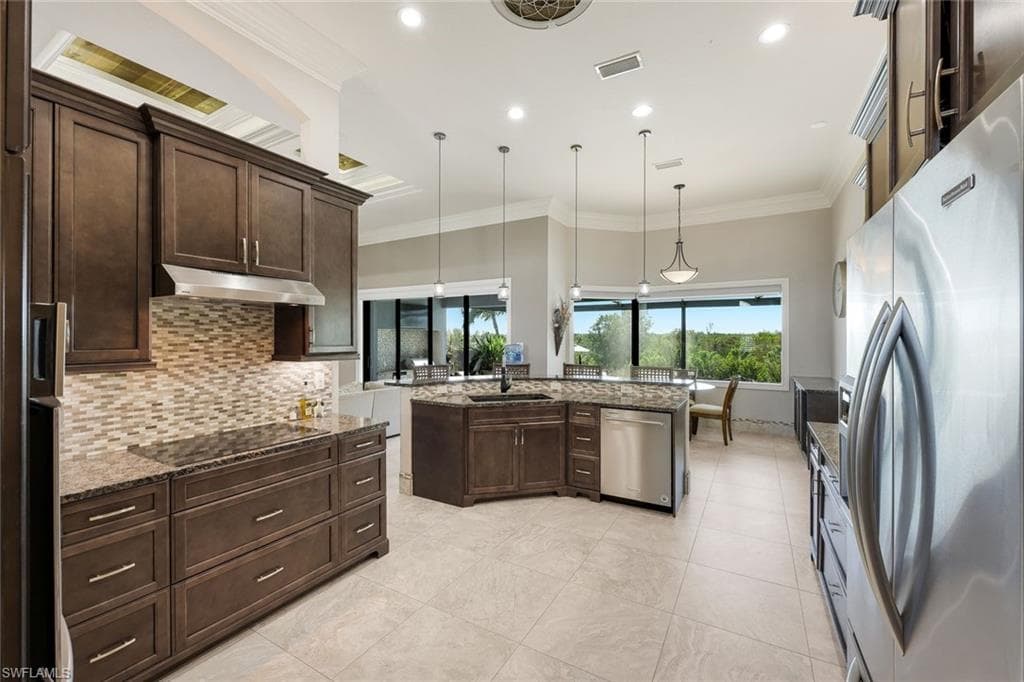 11711 Royal Tee CIR-13