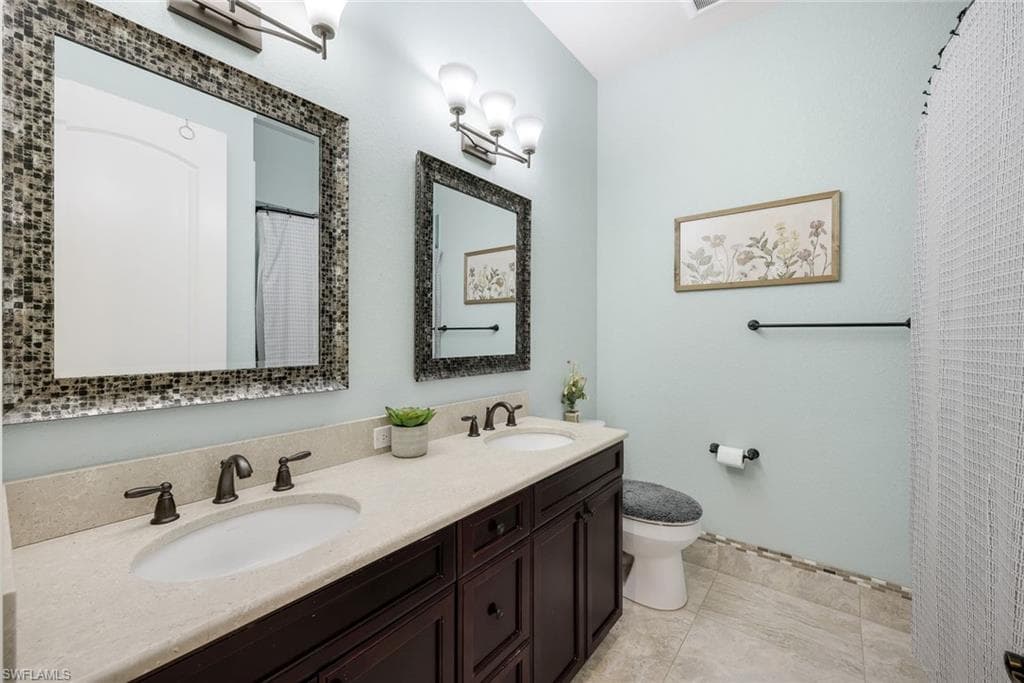 11711 Royal Tee CIR-25