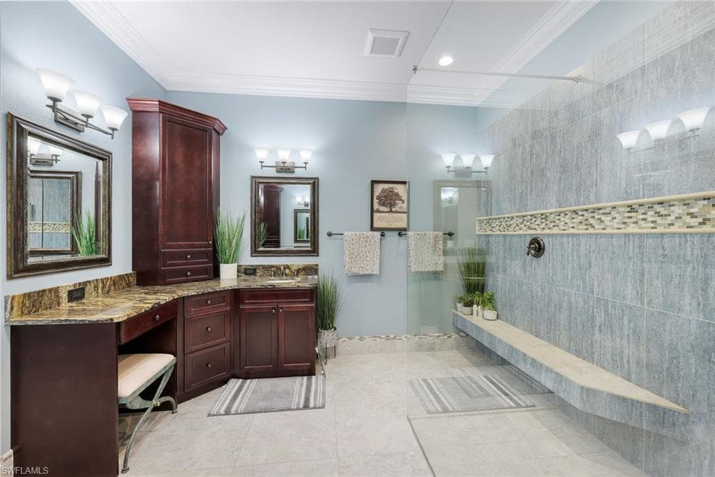 11711 Royal Tee CIR-21