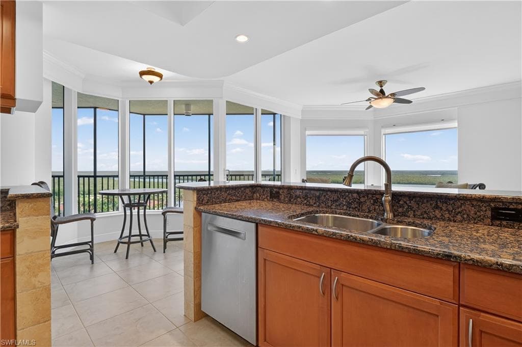 1060 Borghese LN 1005-21