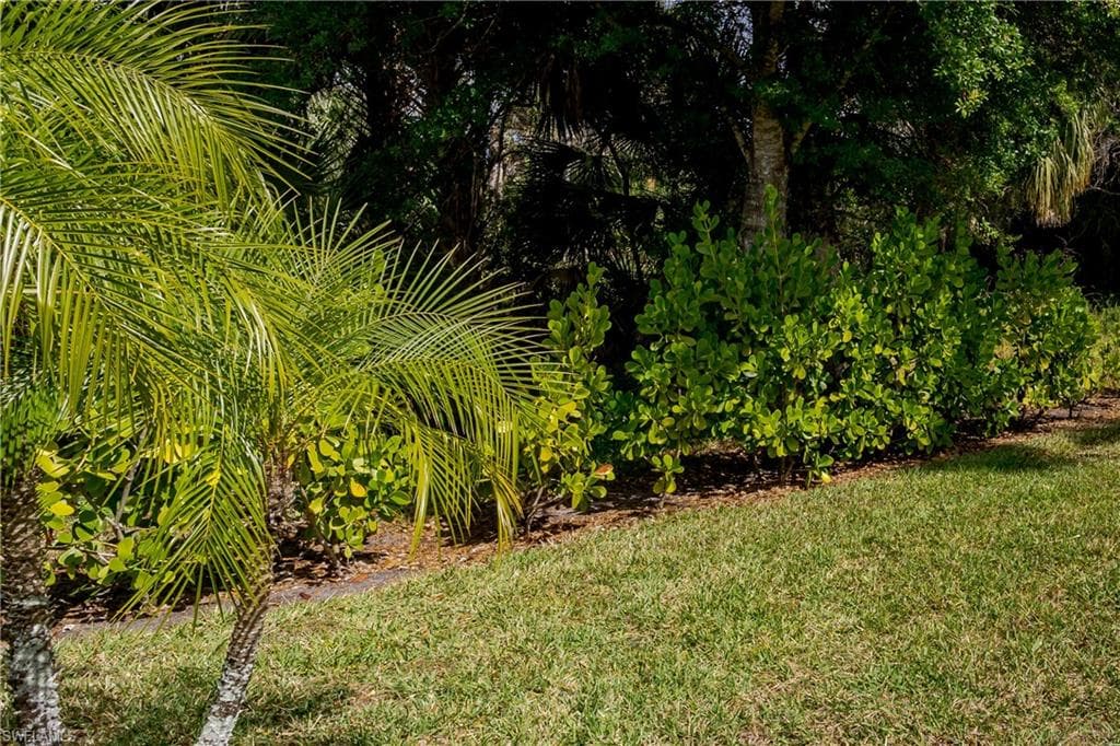 1076 Diamond Lake CIR-3