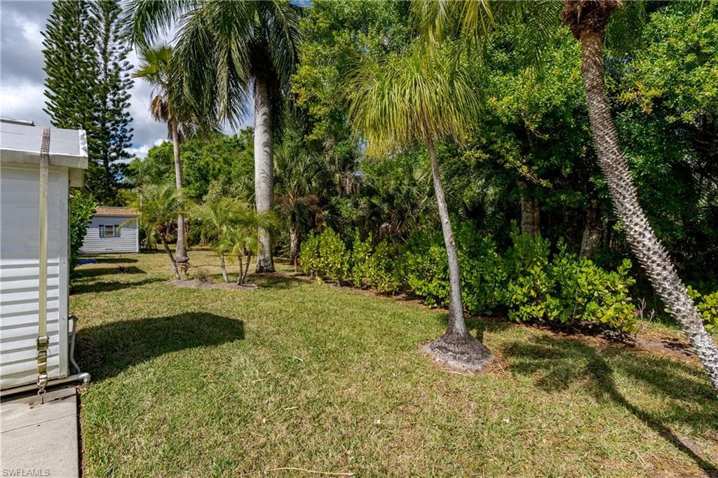 1076 Diamond Lake CIR-5