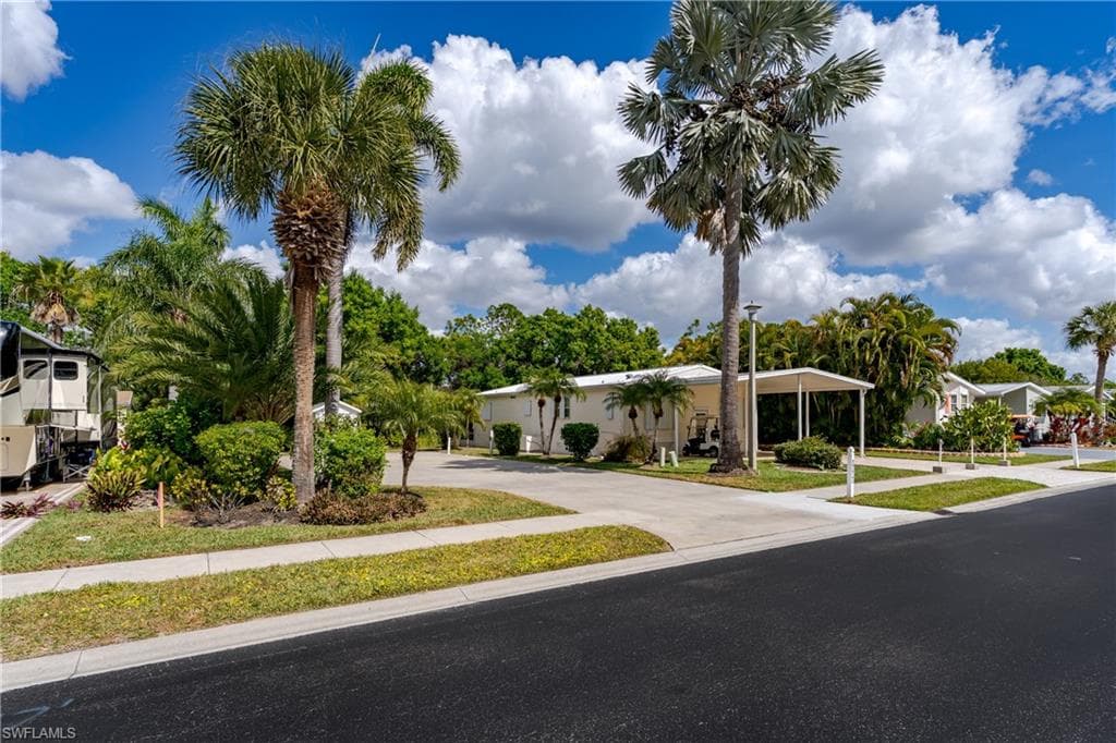1076 Diamond Lake CIR-8