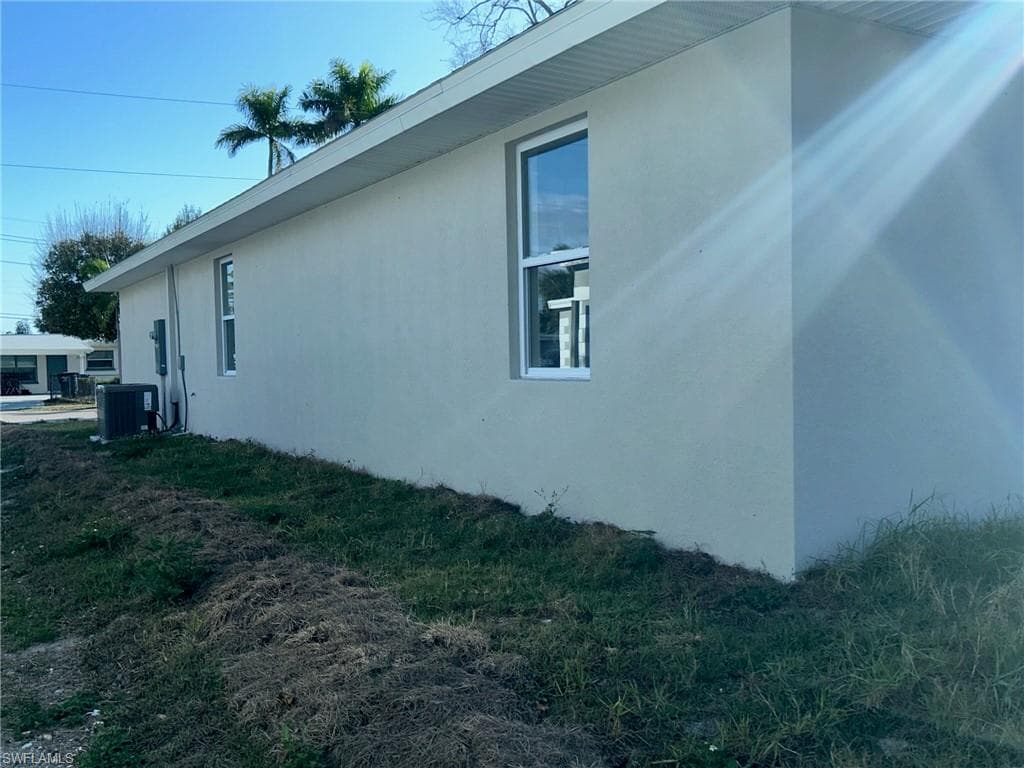 3027 2nd ST-20