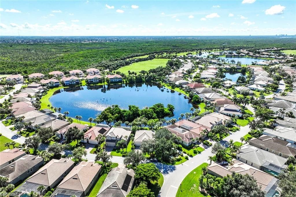 8923 Dartmoor WAY-34