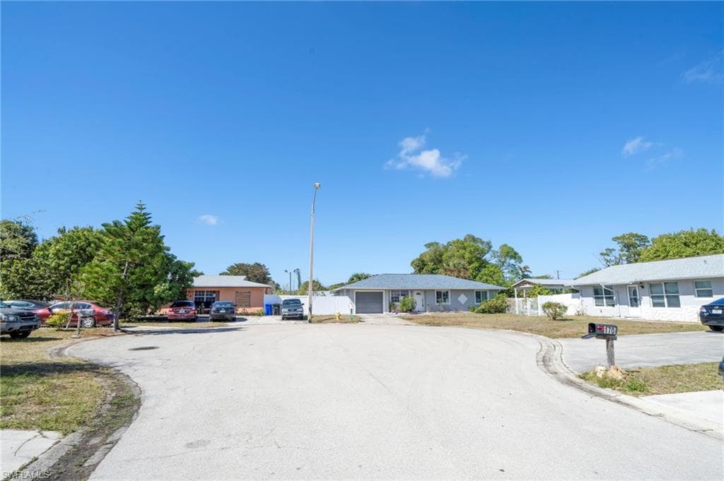 1701 Framingham CT-20
