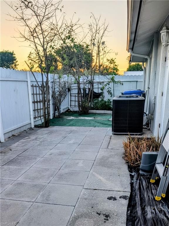 1701 Framingham CT-29