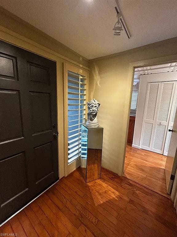 1702 Hill AVE-11