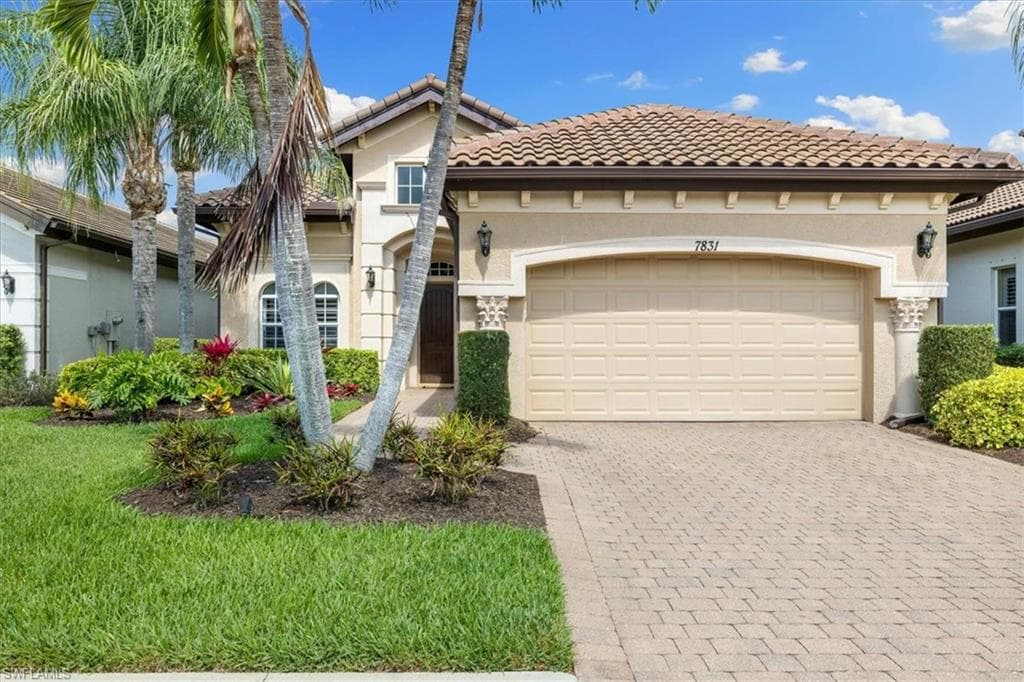 7831 Valencia CT-3
