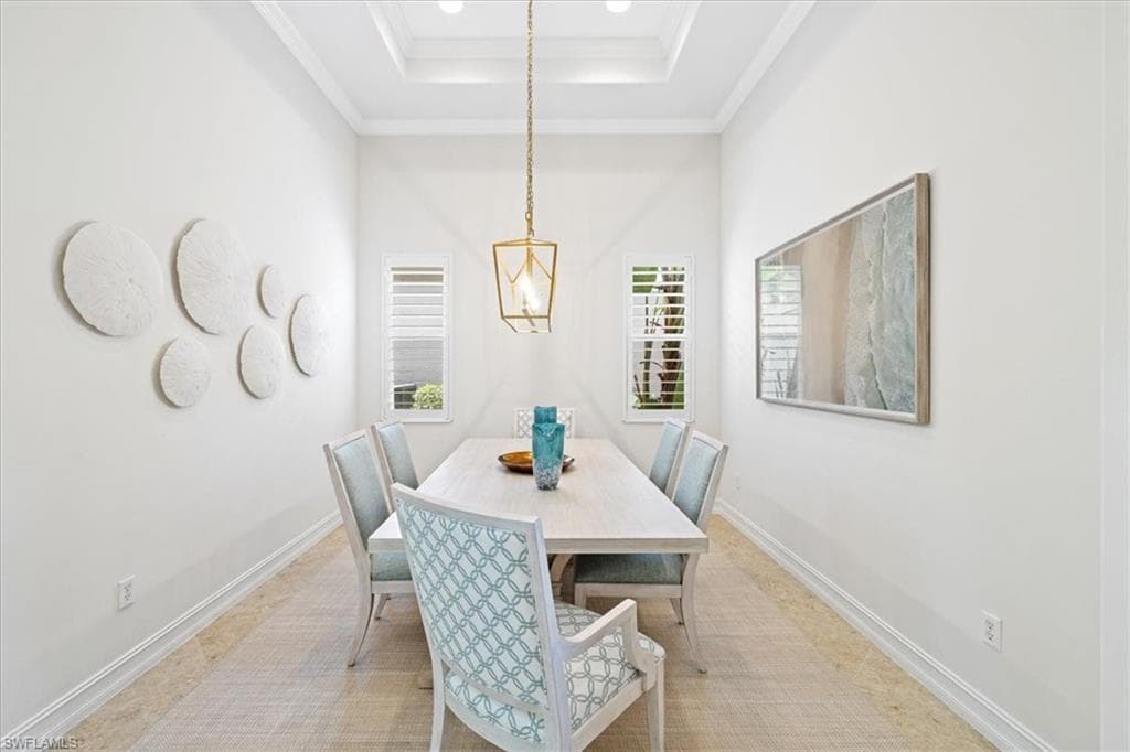 7831 Valencia CT-18