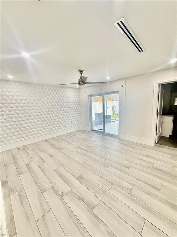 733 Pine Cone LN-17