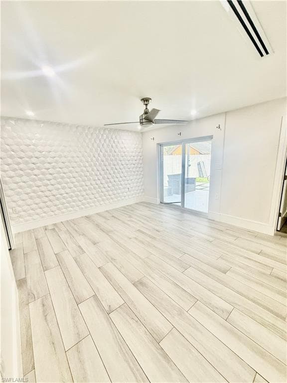 733 Pine Cone LN-16