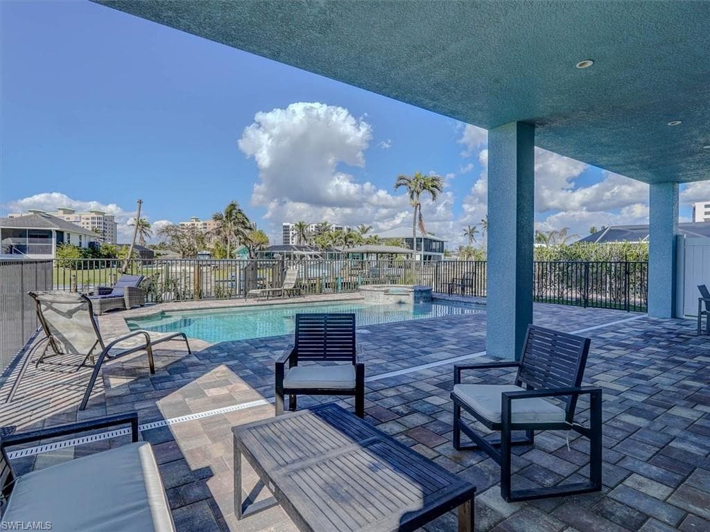 8327 Estero BLVD-42